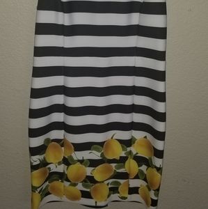 Striped dress with lemons!